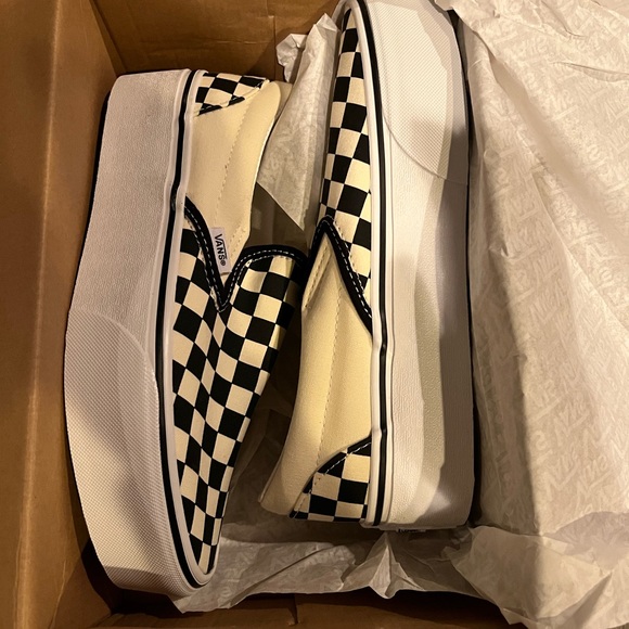 Vans Classic Checkered slip on
Stackform Sneaker - Picture 11 of 15